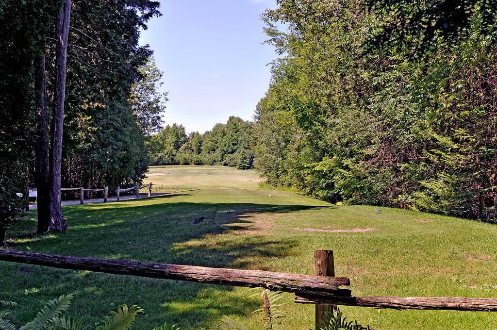 Eganridge Resort, Golf Club & Spa Bobcaygeon Buitenkant foto